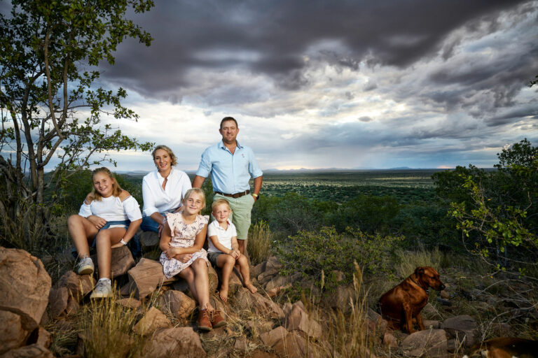 Zak19 AruSafaris family 1 768x512