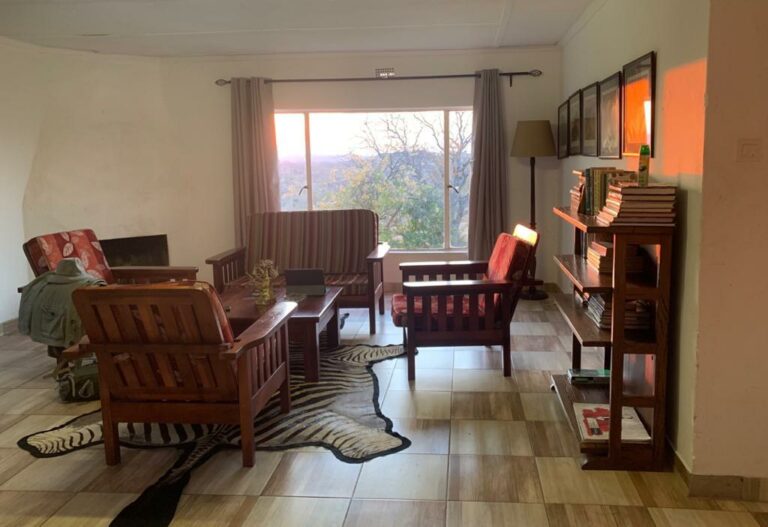 PHOTO 2021 11 03 10 25 04 8 768x527