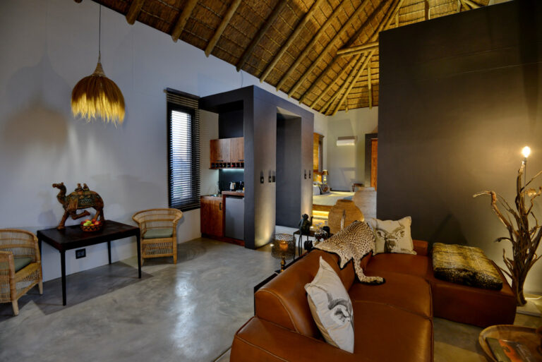 Nick Nolte Safaris August 106 768x513