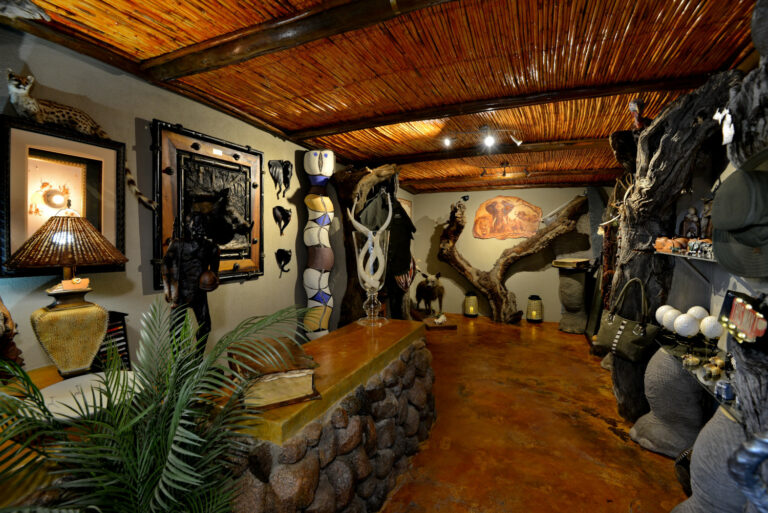 Nick Nolte Safaris August 31 768x513