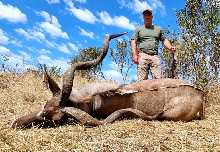 PHOTO 2023 09 21 21 52 09 768x529