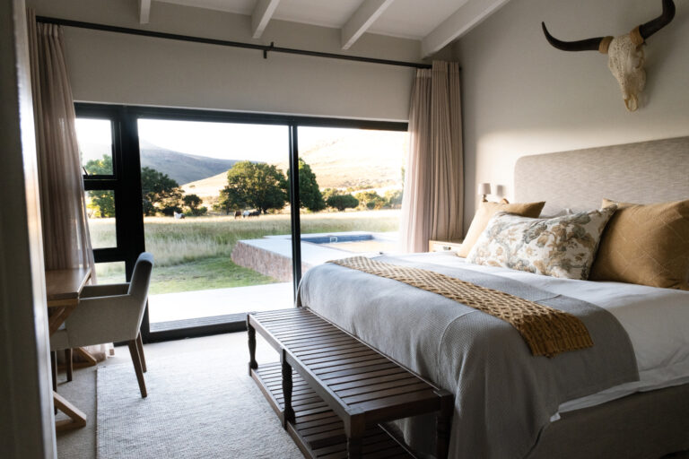 Brogan Mountain Camp 16 HR 768x512